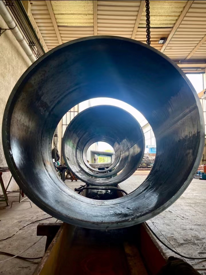 Large Diameter Welded  Steel Pipe Hot Rolled Thick Wall